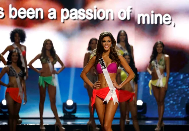 Miss France Iris Mittenaere poses during the swimsuit competition, shortly before winning the 65th Miss Universe beauty pageant in Manila, Philippines, January 2017 REUTERS/Erik De Castro