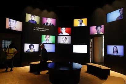 Villers-CotterêtのCite Internationale de la Langue Françaiseでの展示。© AFP / フランソワ・ナシンベニ