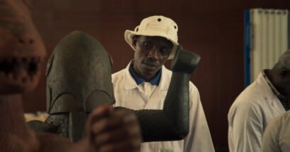 フランス系セネガル人監督マティ・ディオップによる映画「ダホメ」のシーン。2024年2月24日のベルリン映画祭でゴールデンベアを受賞しました。© Films du Losange/Mati Diop