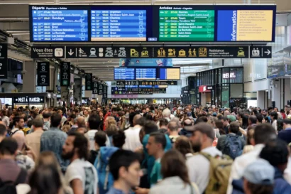 約80万人の乗客がフランスの高速鉄道網への攻撃の影響を受けた © Thibaud MORITZ / AFP